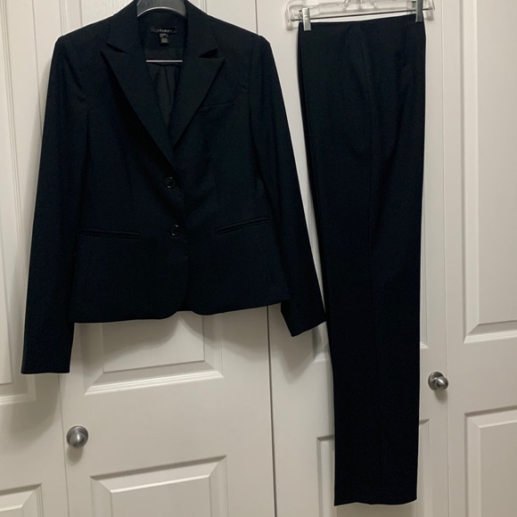Louben brand Black Blazer and Pants - Picture 2 of 15